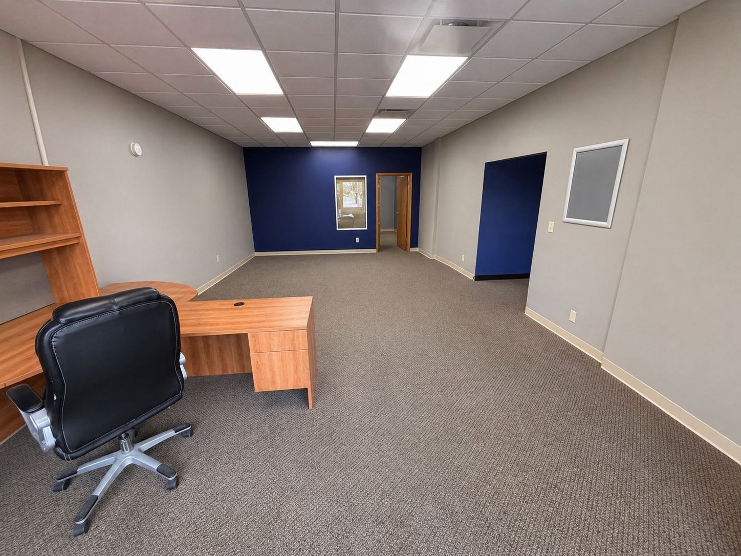 1.104b-entrance - main area